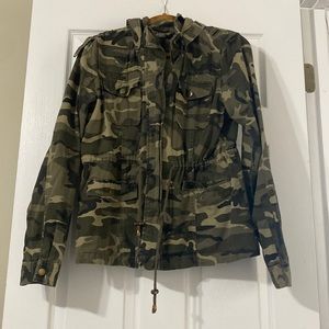 Long sleeves camo jacket